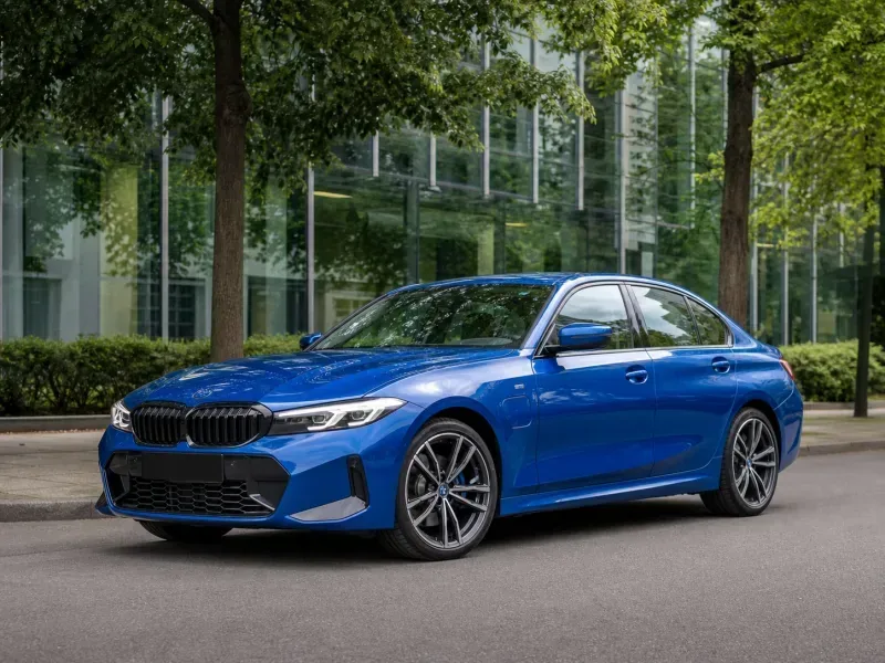 BMW 330e